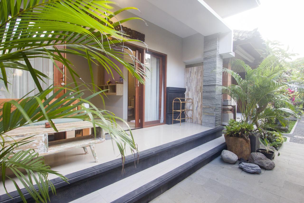 Nang Ade House Affittacamere 2*